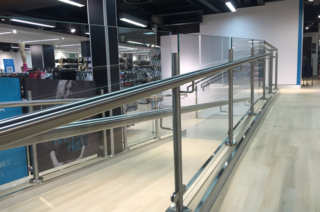 Stainless Steel Ramp and Glass – Ipswich